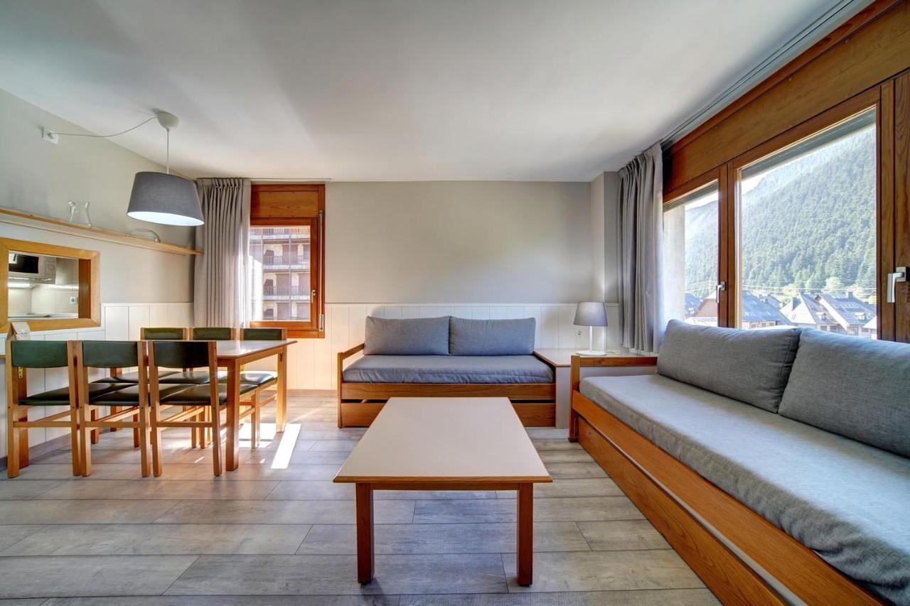 Apartamentos Solneu Бакейра-Берет Экстерьер фото
