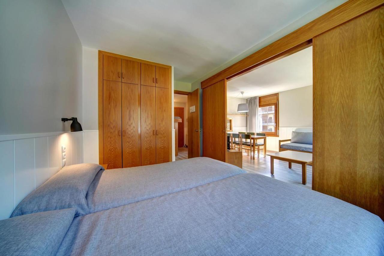 Apartamentos Solneu Бакейра-Берет Экстерьер фото