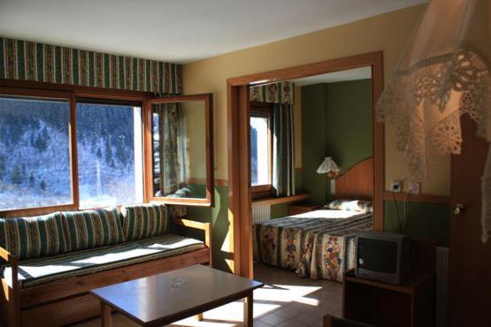 Apartamentos Solneu Бакейра-Берет Экстерьер фото